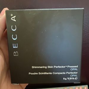 NEW Becca highlighter